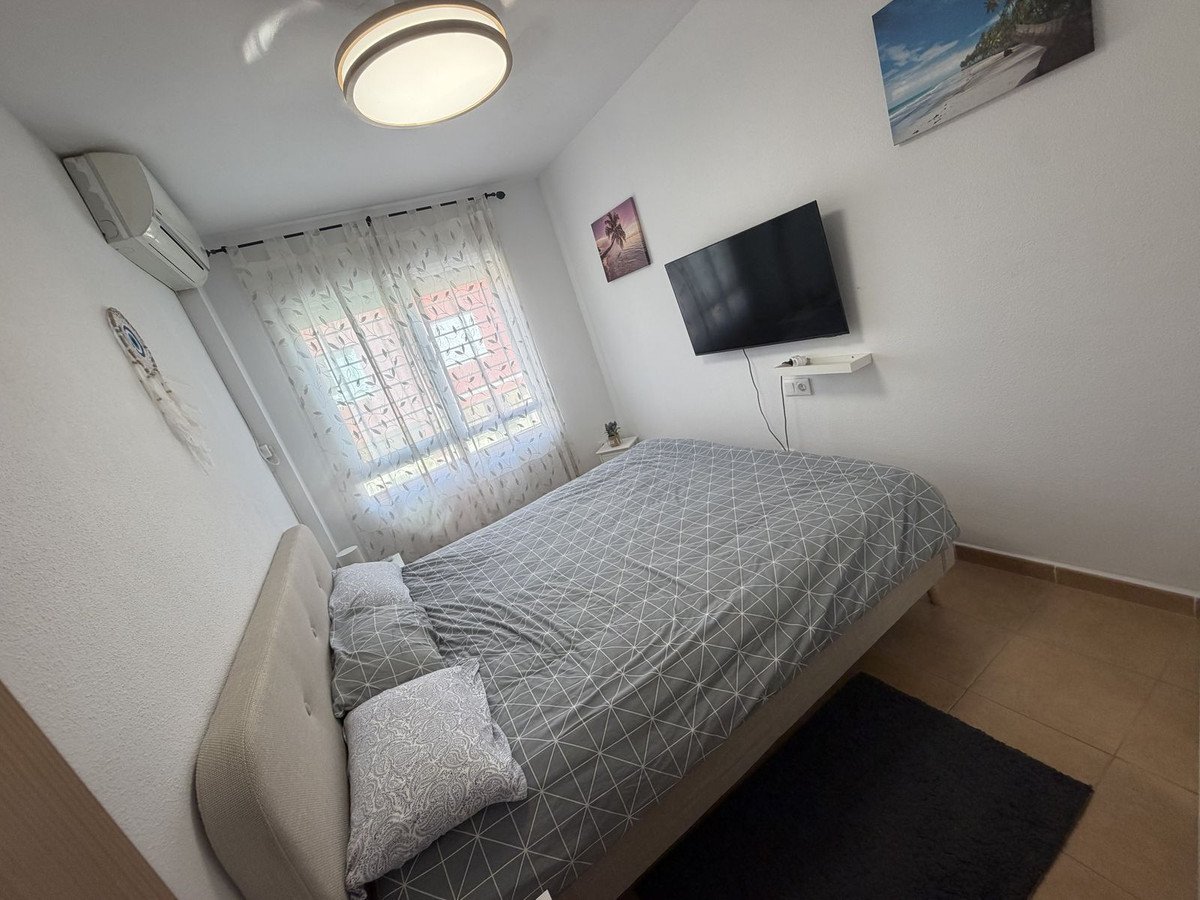 3 Bed Semi-Detached House in Alicante