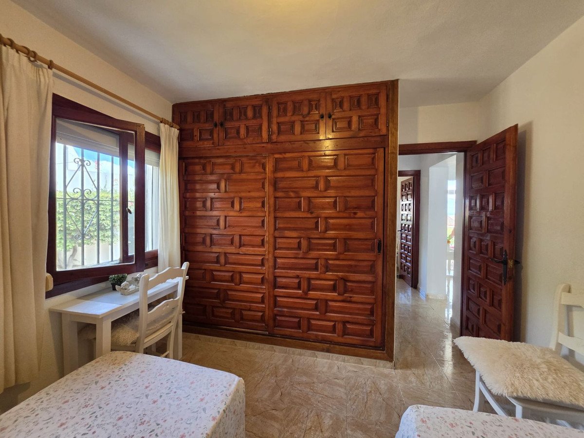 2 Bed Detached Villa in Estepona
