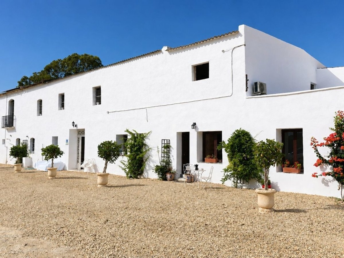 7 Bed Detached Villa in Vera