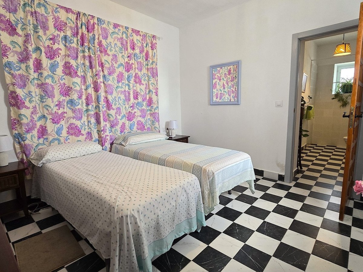 7 Bed Detached Villa in Vera