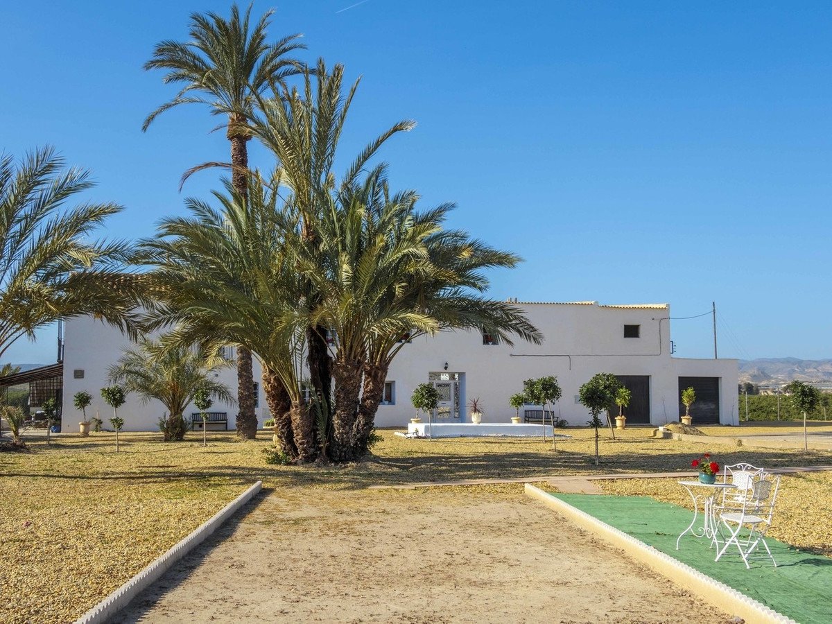 7 Bed Detached Villa in Vera
