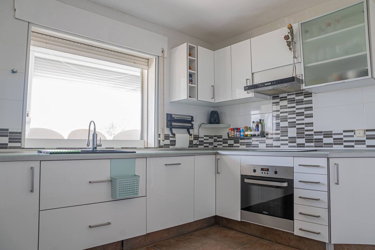 6 Bed Detached Villa in Alhaurín de la Torre