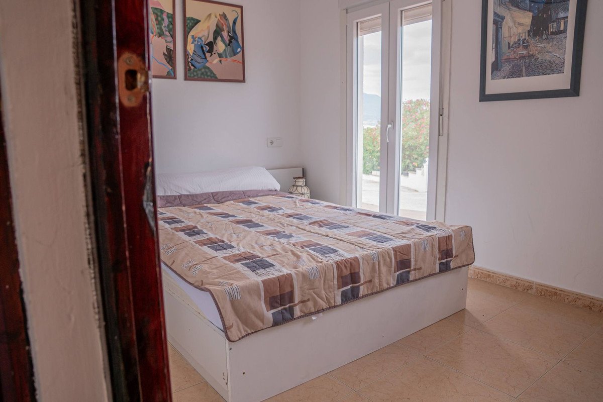6 Bed Detached Villa in Alhaurín de la Torre