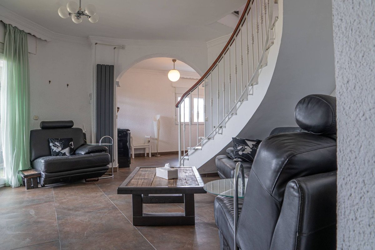 6 Bed Detached Villa in Alhaurín de la Torre