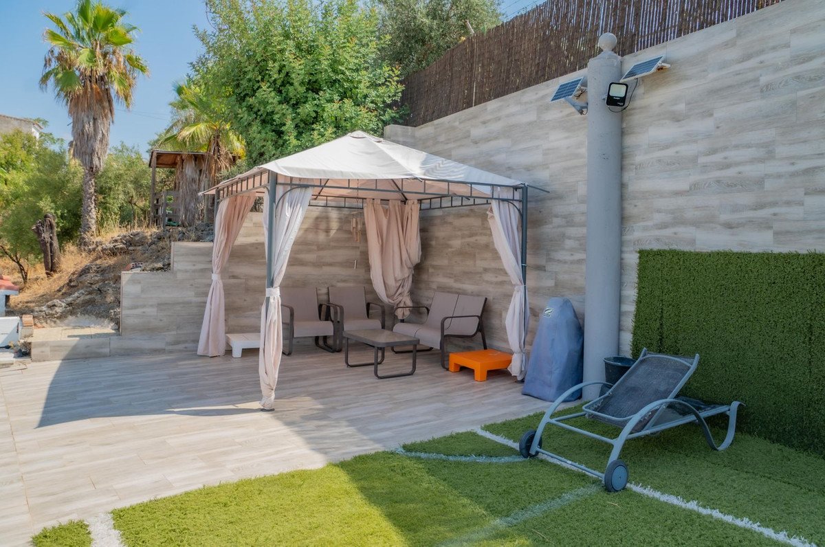 6 Bed Detached Villa in Alhaurín de la Torre