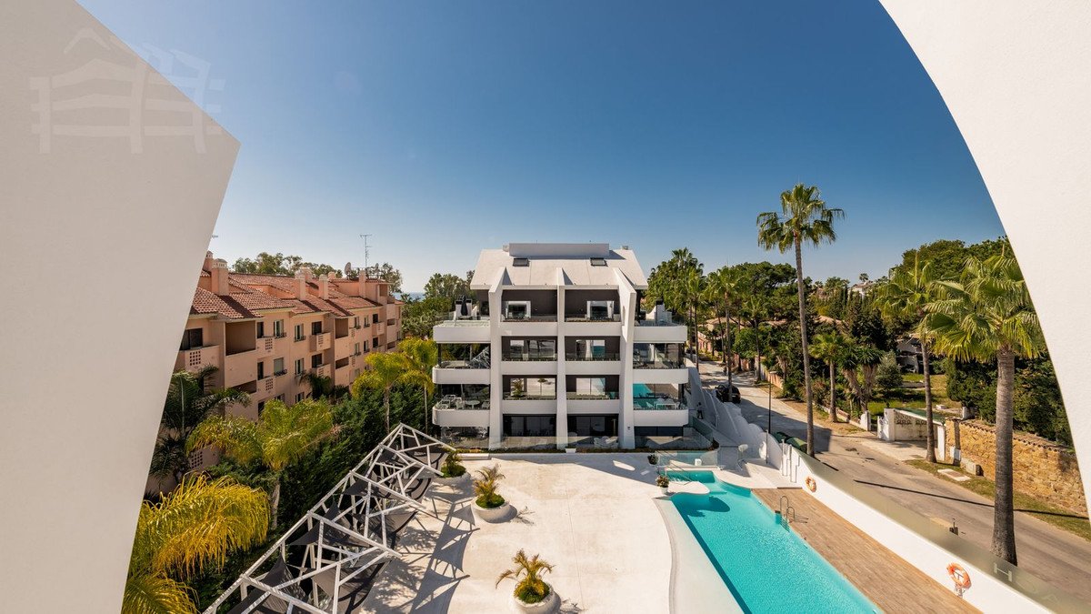 3 Bed Penthouse Duplex in Carib Playa