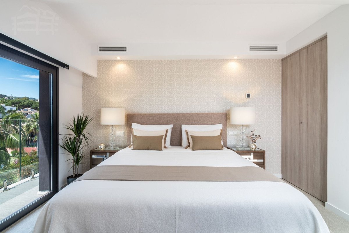 3 Bed Penthouse Duplex in Carib Playa