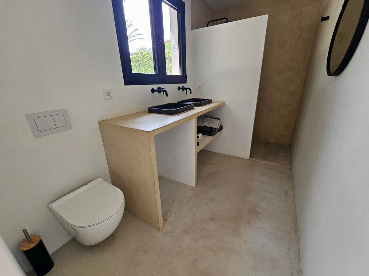 6 Bed Detached Villa in Javea