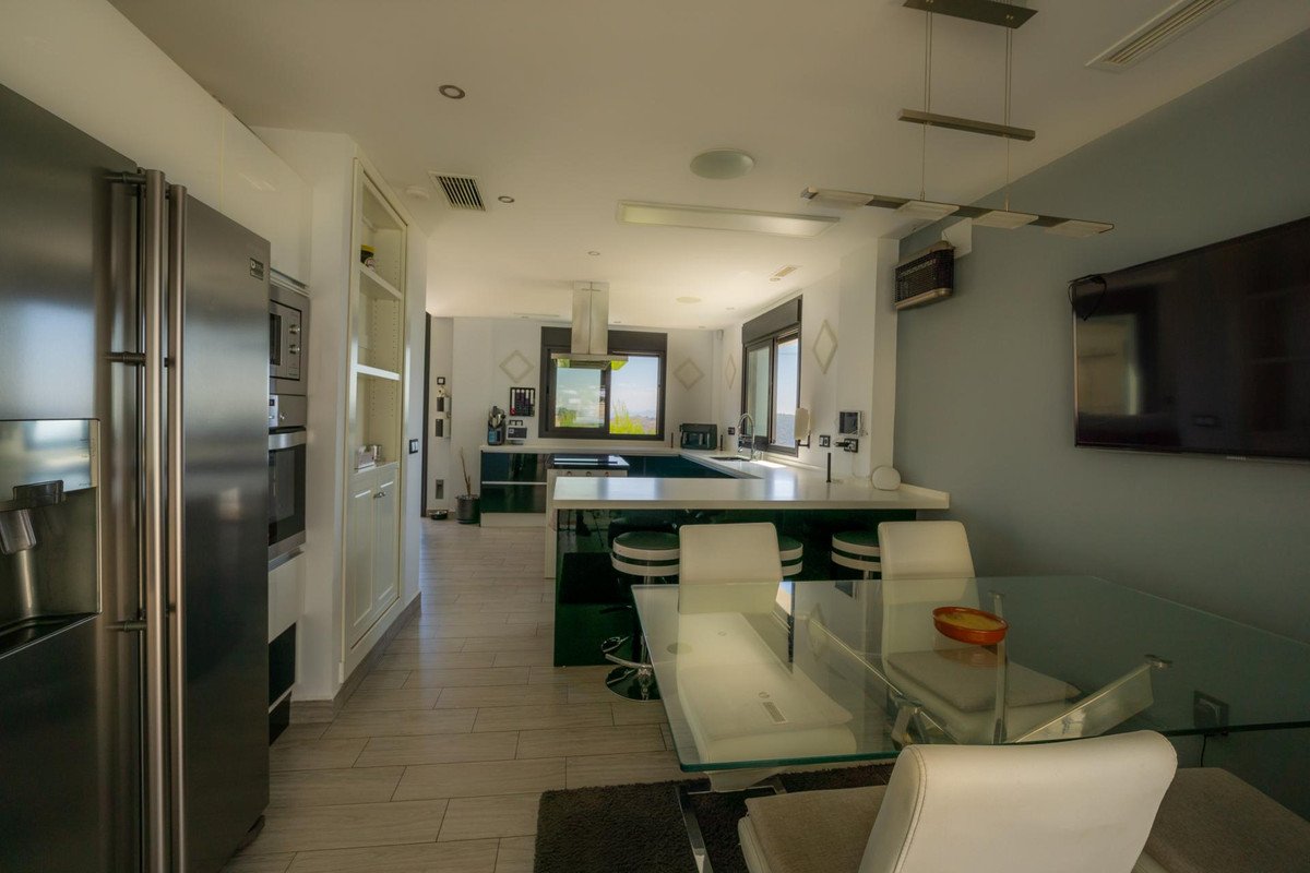 3 Bed Detached Villa in Casarabonela