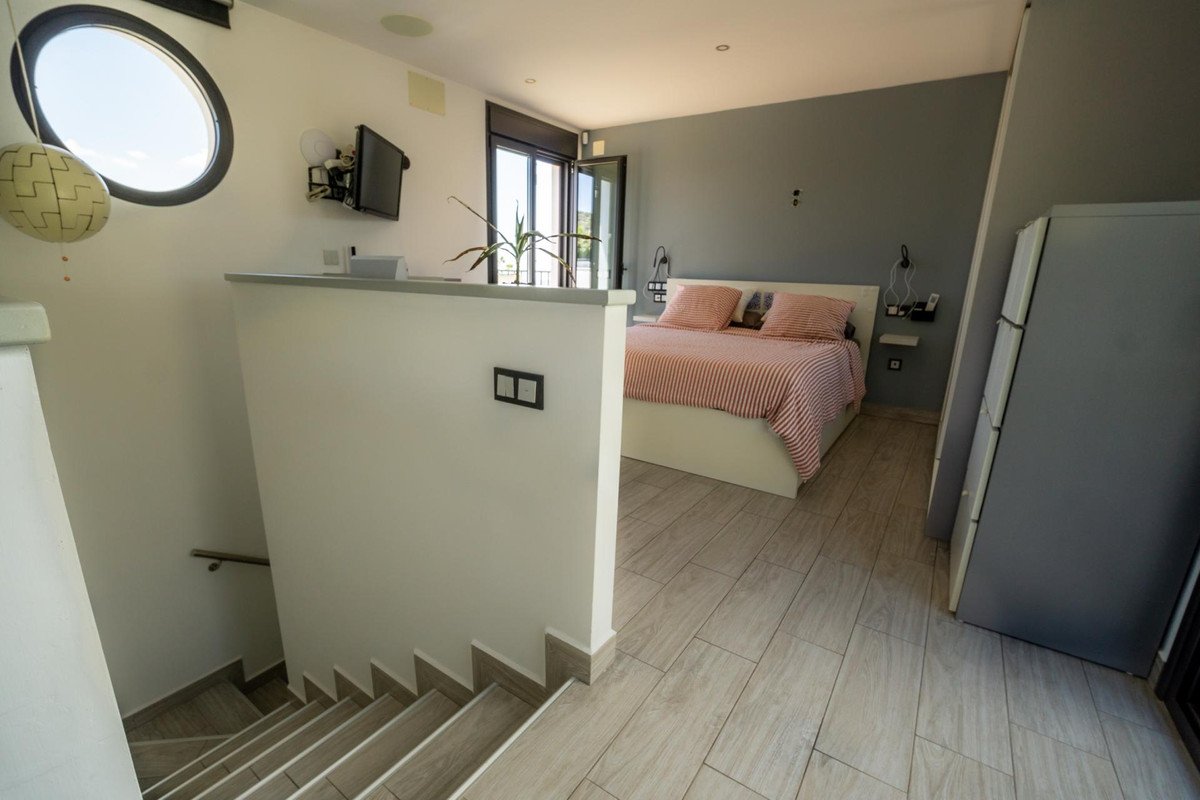 3 Bed Detached Villa in Casarabonela