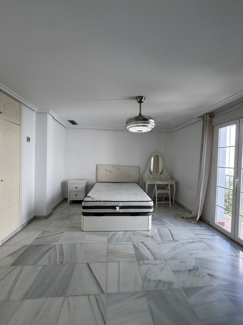 3 Bed Townhouse in The Golden Mile