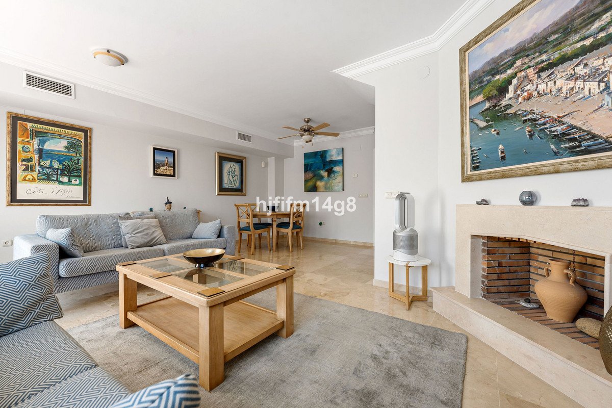 3 Bed Townhouse in Nueva Andalucía