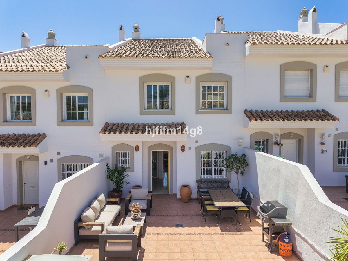 3 Bed Townhouse in Nueva Andalucía