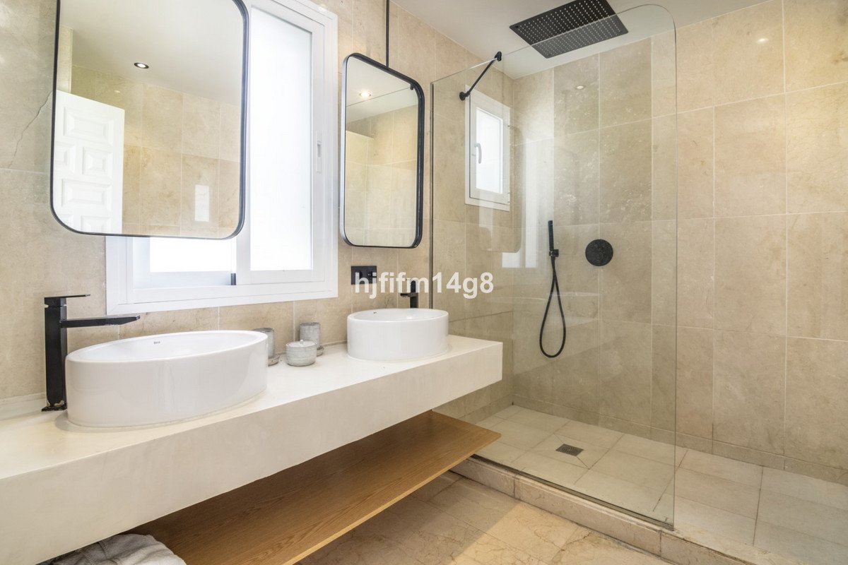 3 Bed Townhouse in Nueva Andalucía