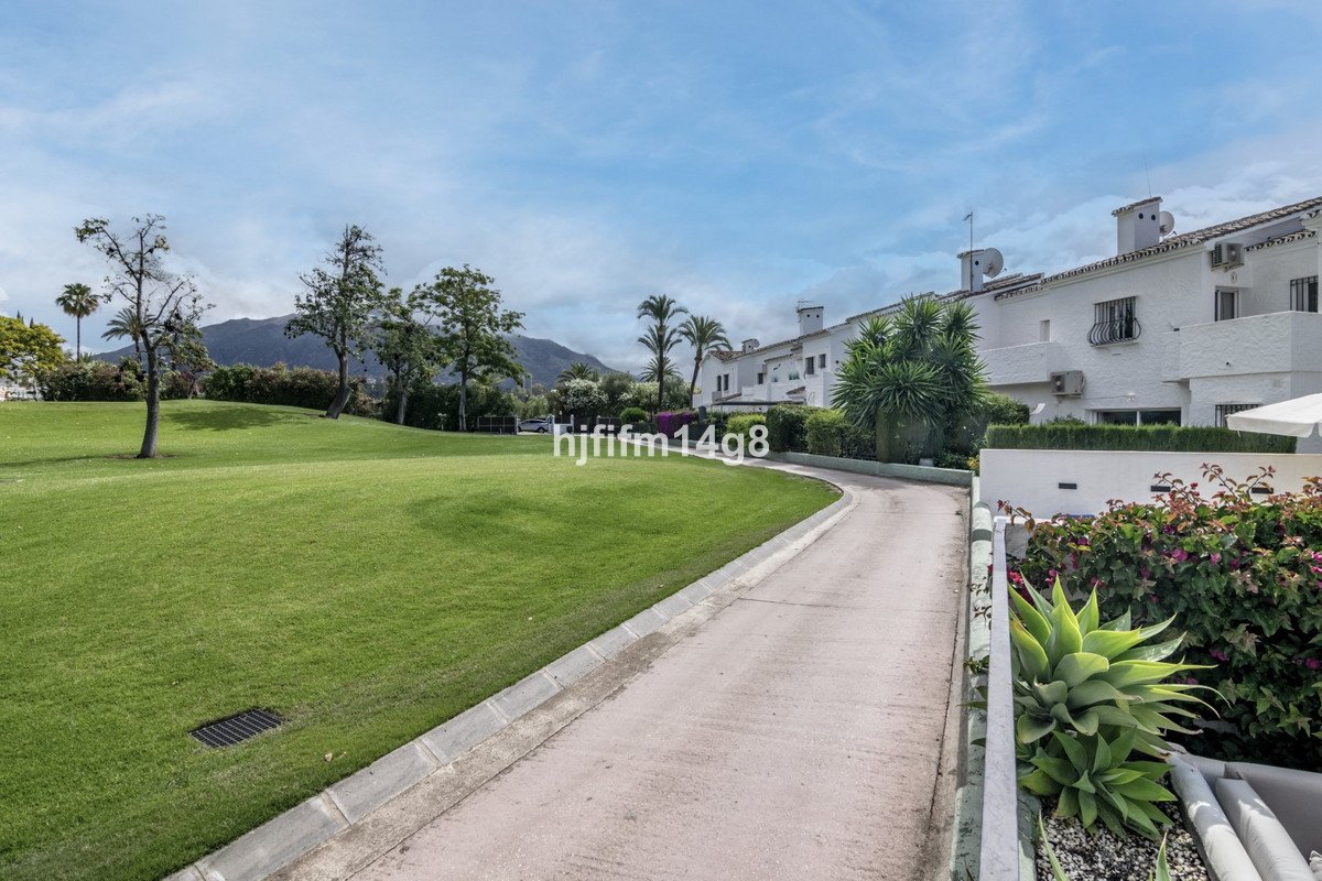 3 Bed Townhouse in Nueva Andalucía