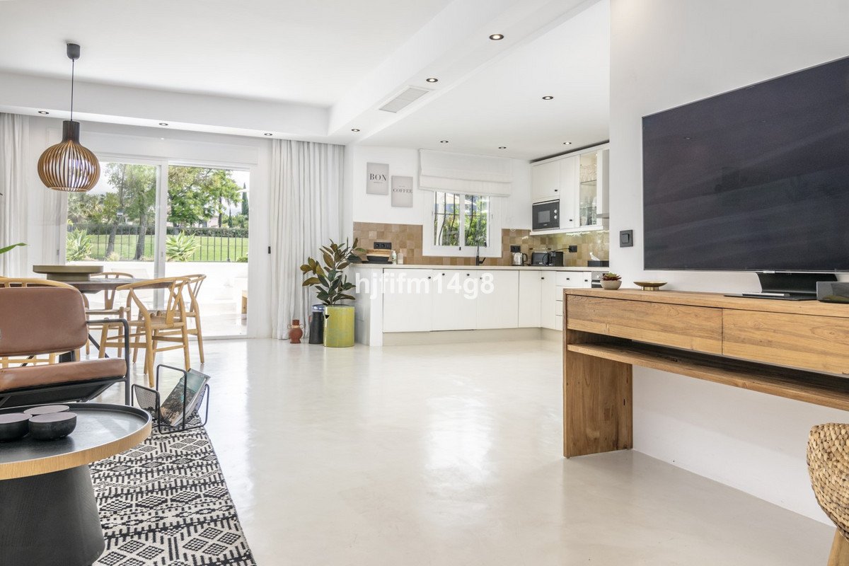 3 Bed Townhouse in Nueva Andalucía