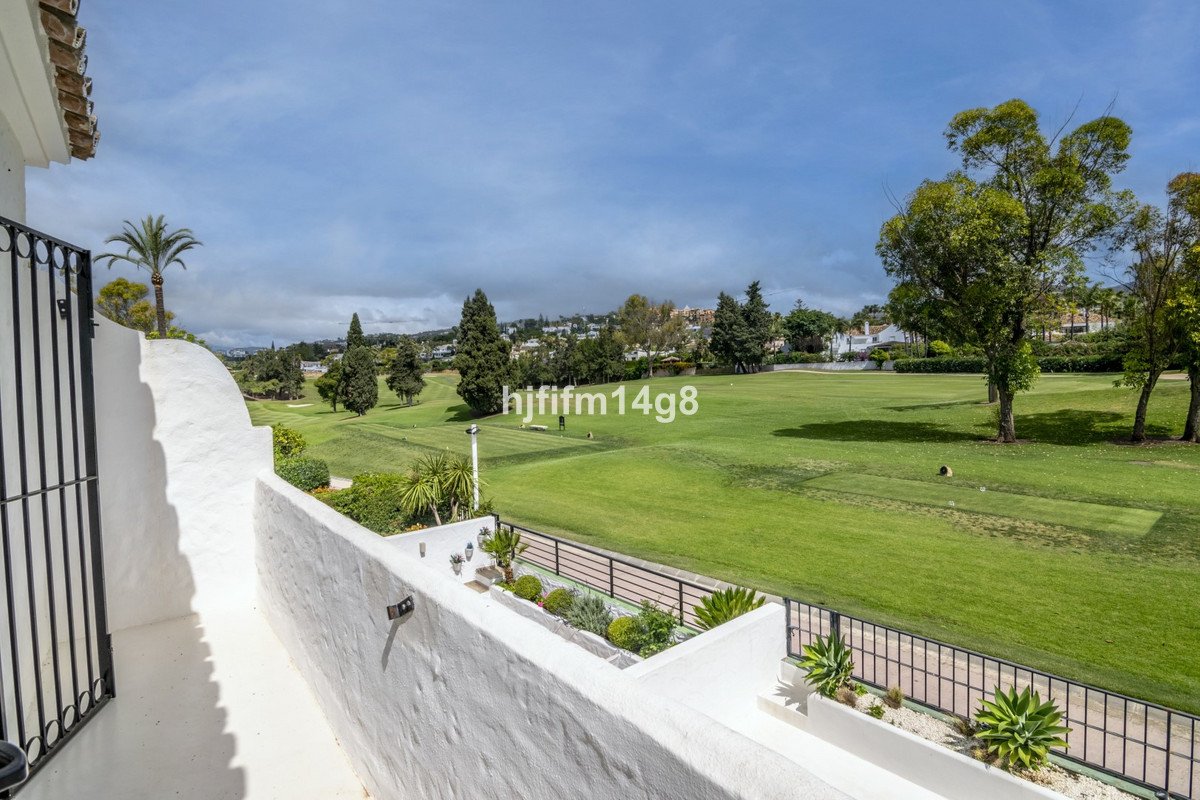 3 Bed Townhouse in Nueva Andalucía