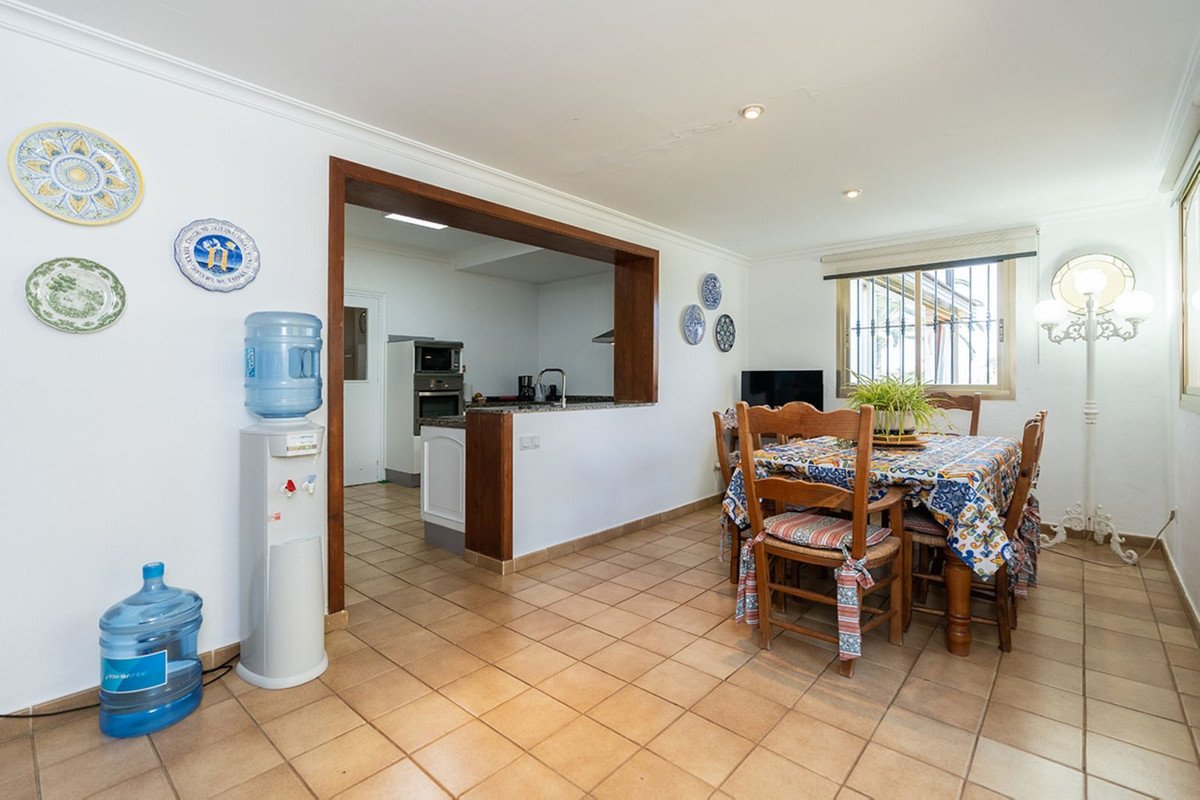 7 Bed Detached Villa in Marbella
