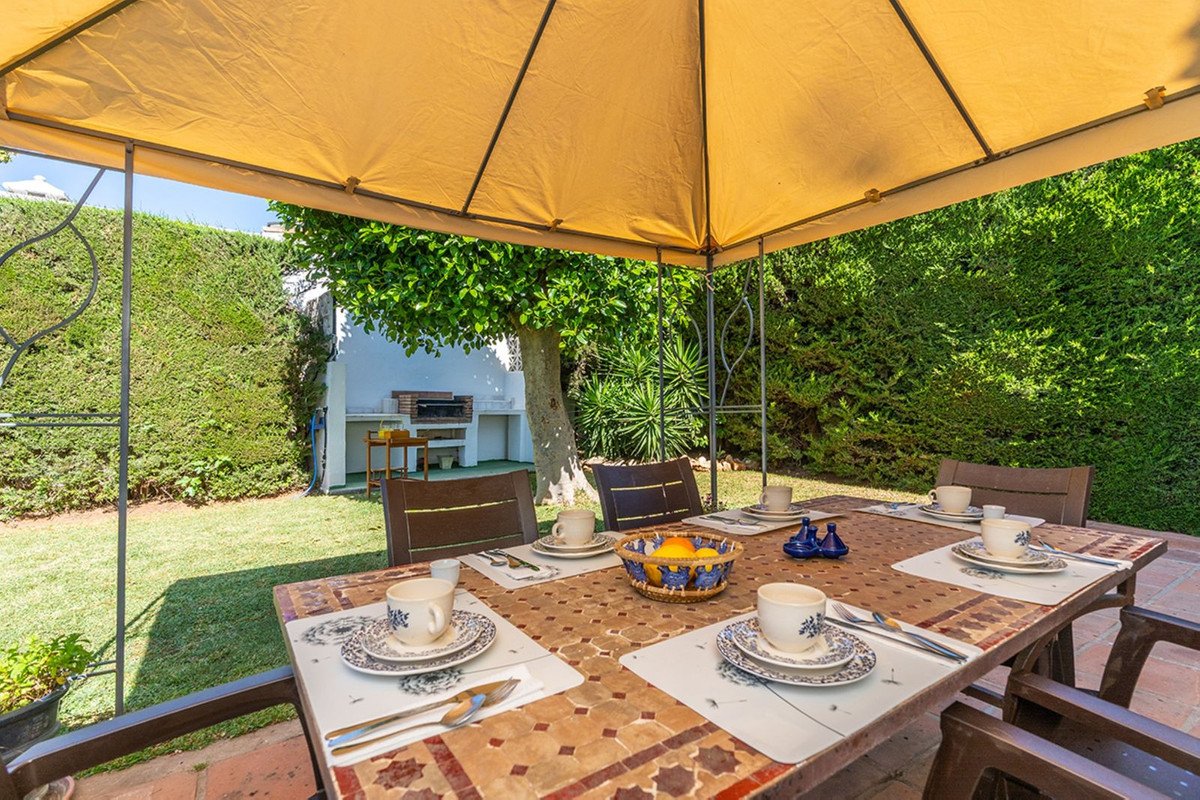 7 Bed Detached Villa in Marbella