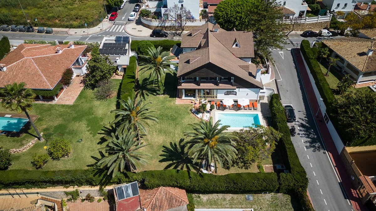 7 Bed Detached Villa in Marbella