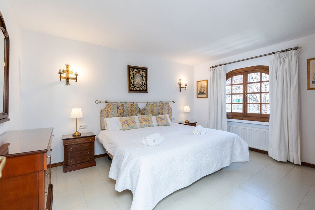 7 Bed Detached Villa in Marbella