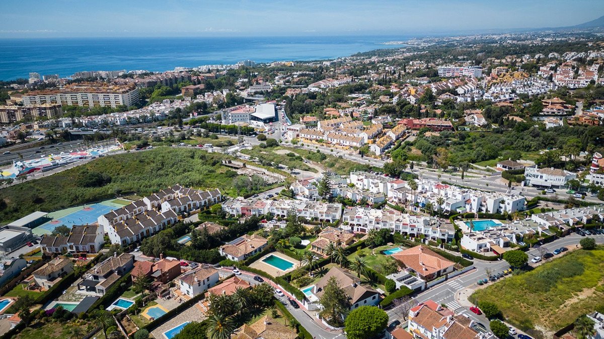 7 Bed Detached Villa in Marbella