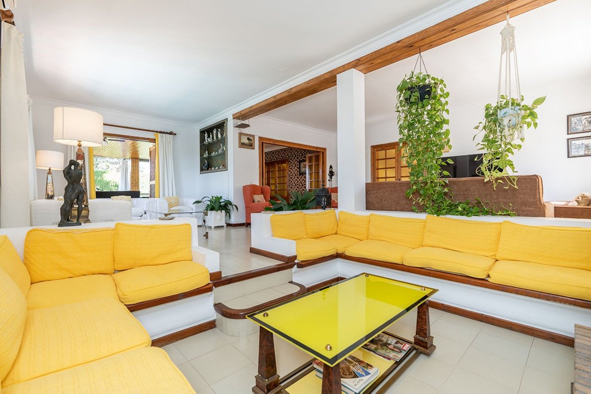 7 Bed Detached Villa in Marbella