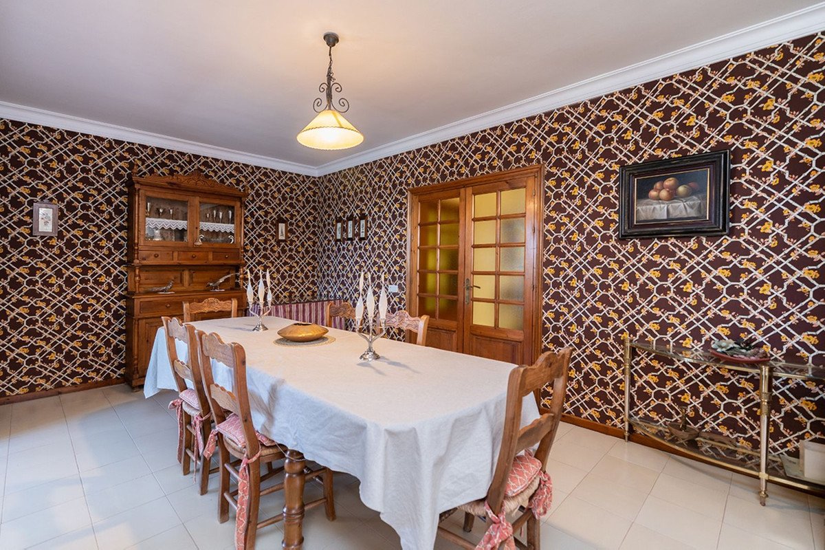 7 Bed Detached Villa in Marbella