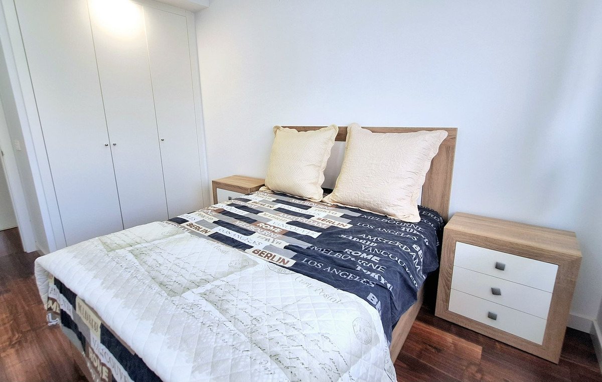 4 Bed Semi-Detached House in Manilva