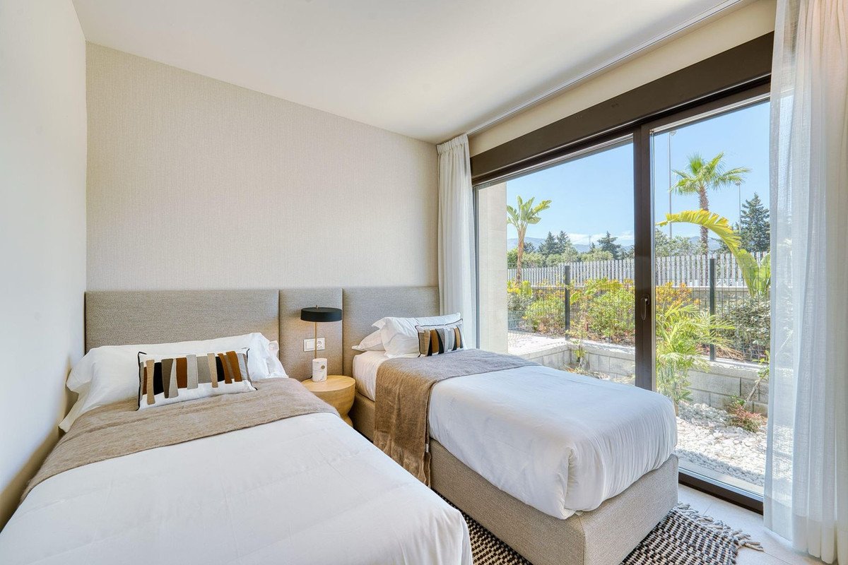 3 Bed Ground Floor Apartment in Estepona