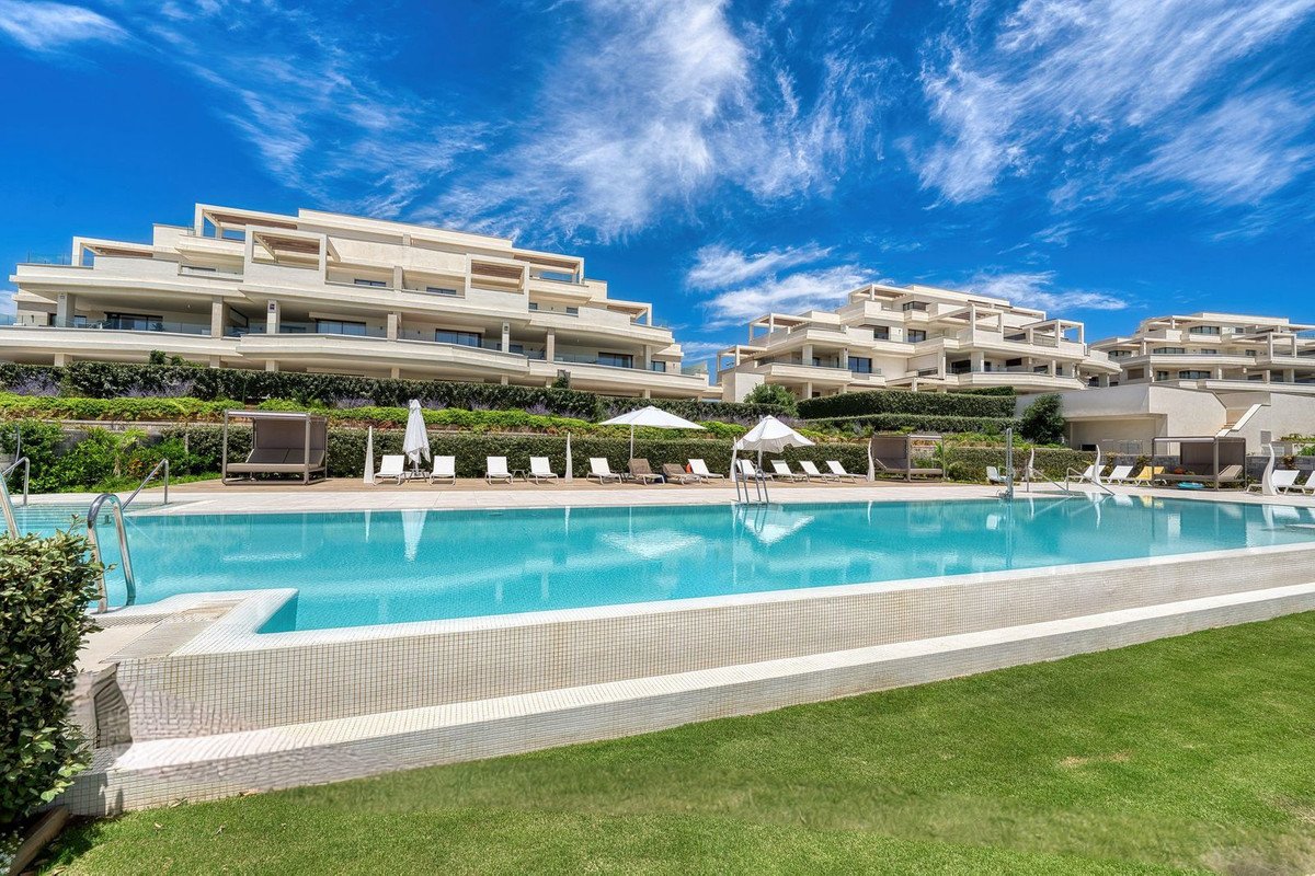3 Bed Ground Floor Apartment in Estepona