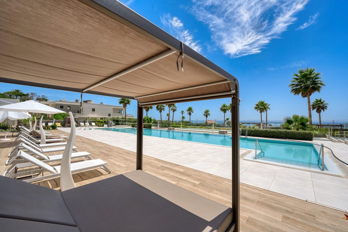 3 Bed Ground Floor Apartment in Estepona