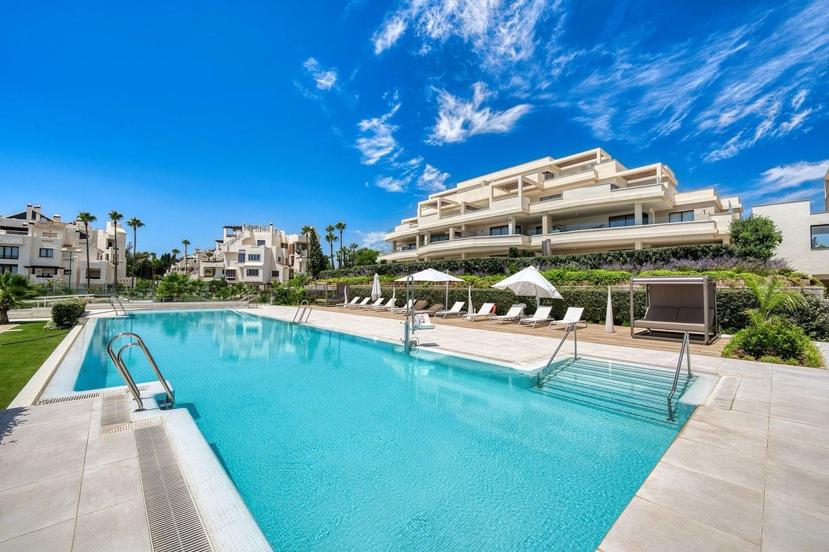 3 Bed Ground Floor Apartment in Estepona
