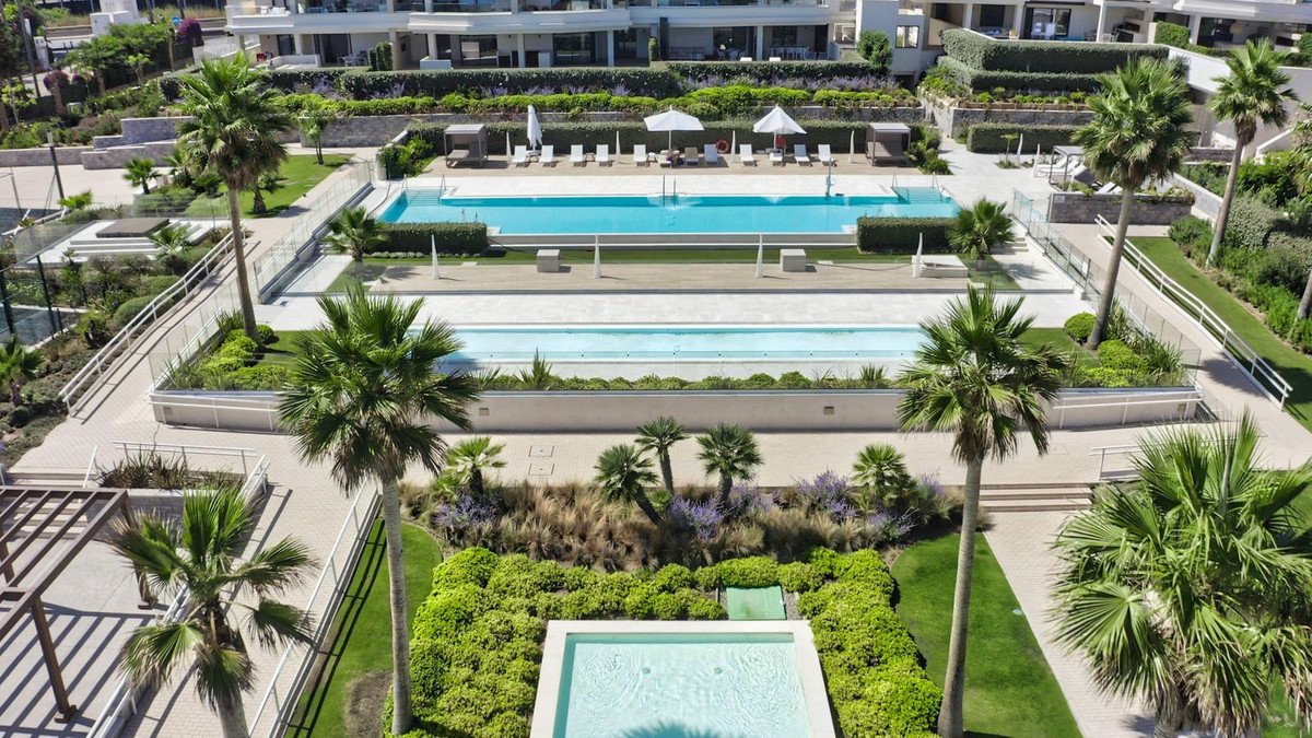 3 Bed Ground Floor Apartment in Estepona