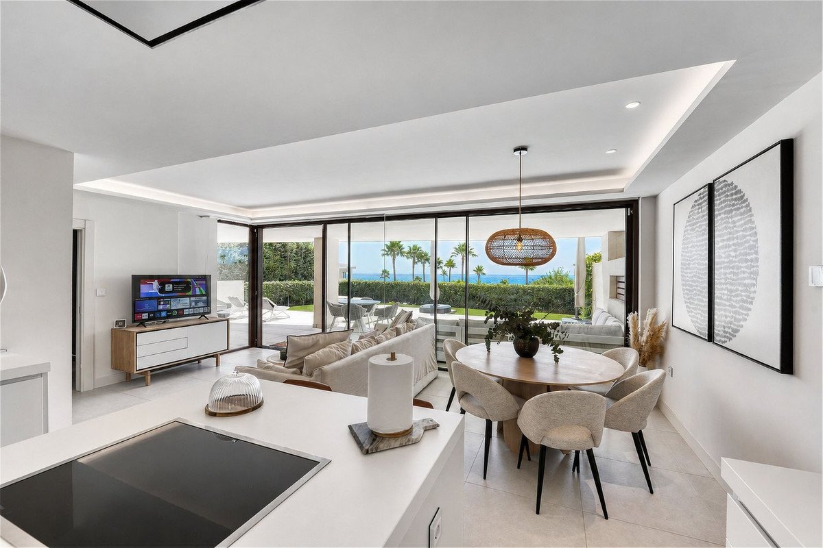 3 Bed Ground Floor Apartment in Estepona