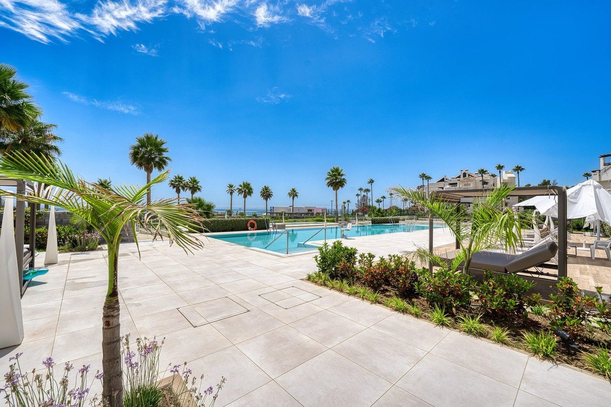 3 Bed Ground Floor Apartment in Estepona