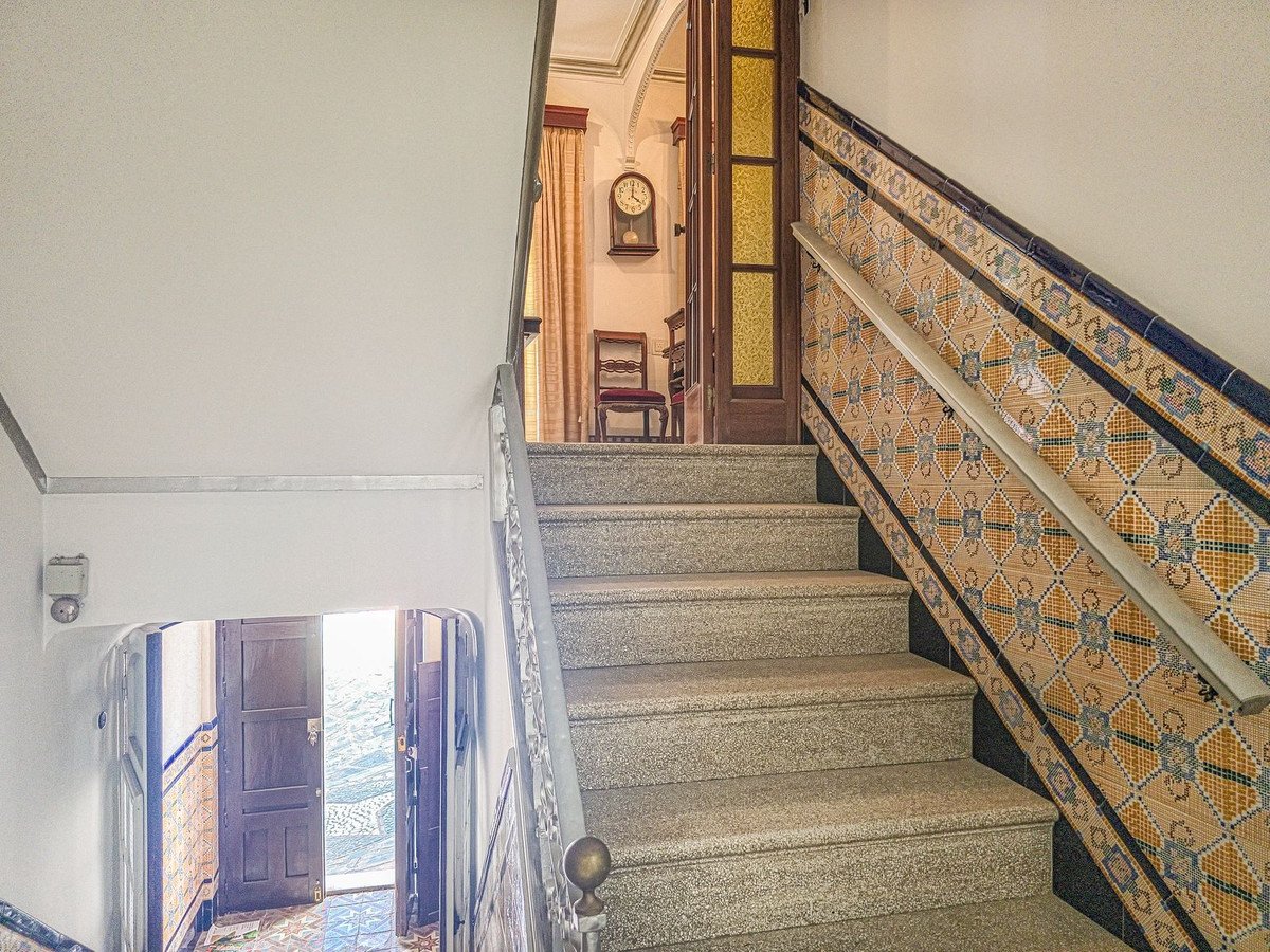 10 Bed Townhouse in Cómpeta