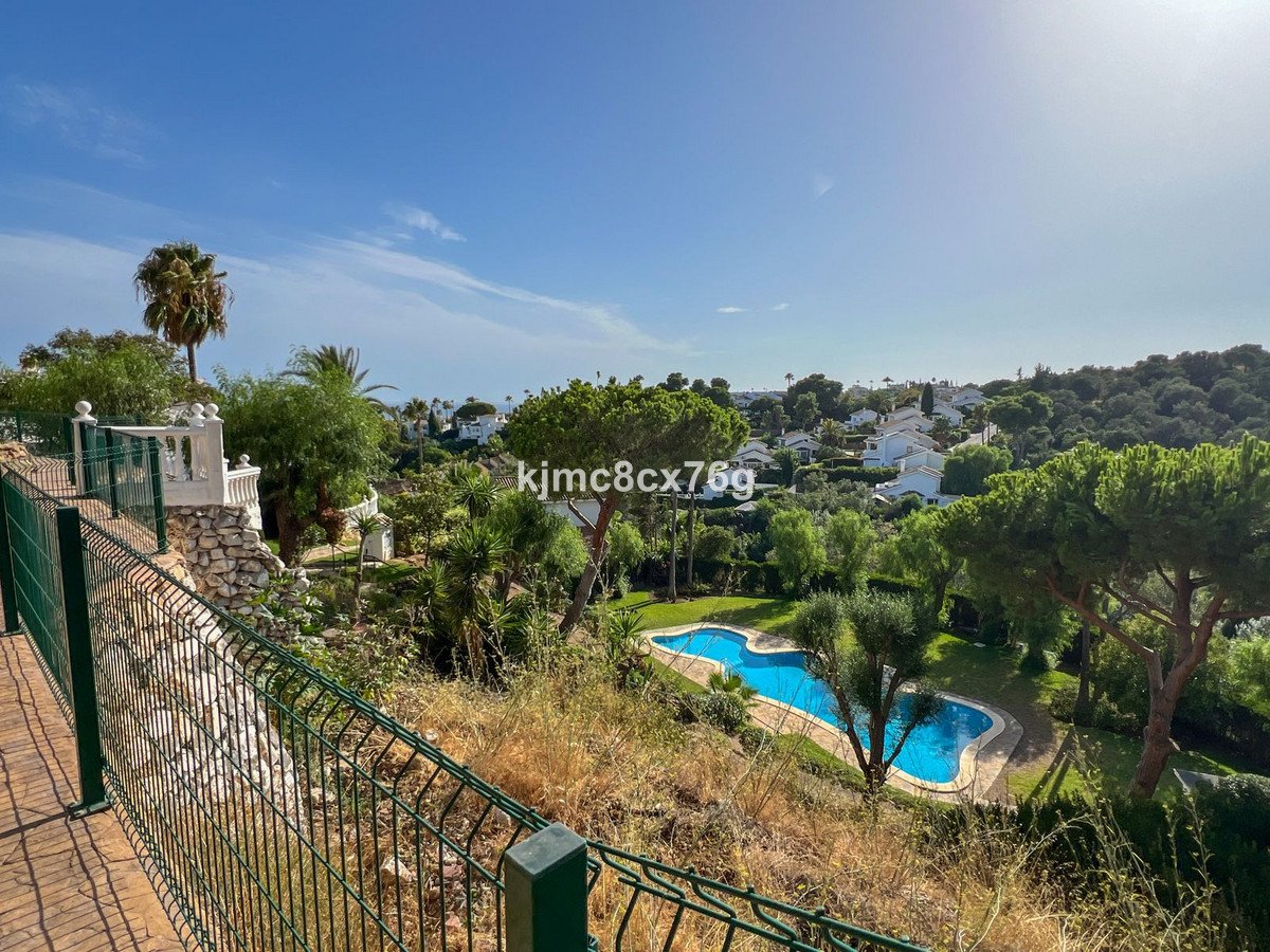4 Bed Townhouse in Calahonda