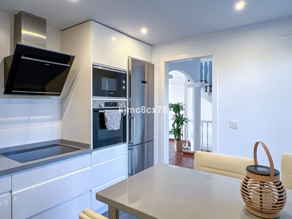4 Bed Townhouse in Calahonda