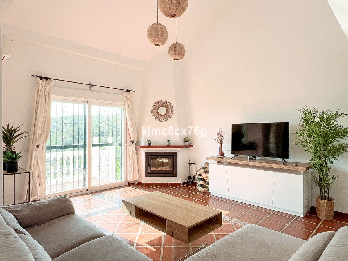 4 Bed Townhouse in Calahonda