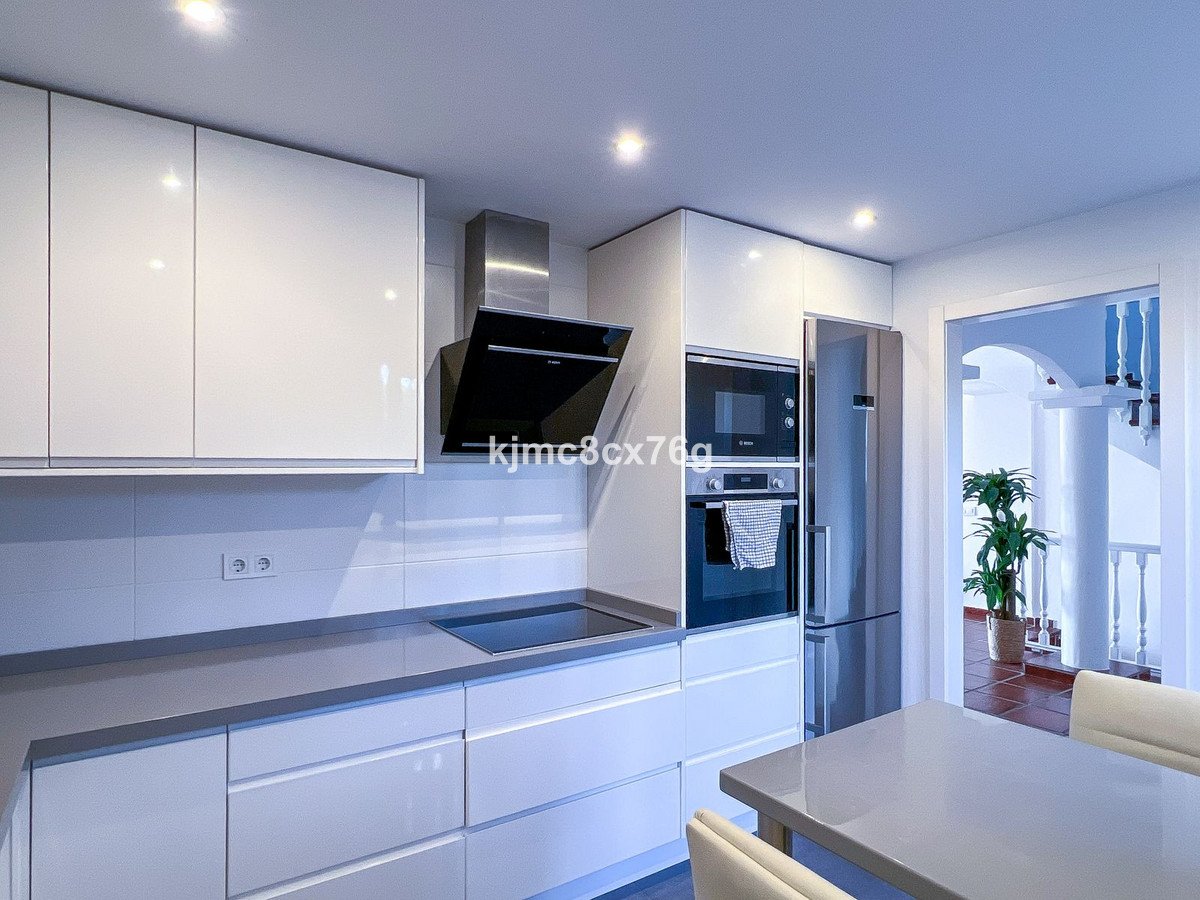 4 Bed Townhouse in Calahonda