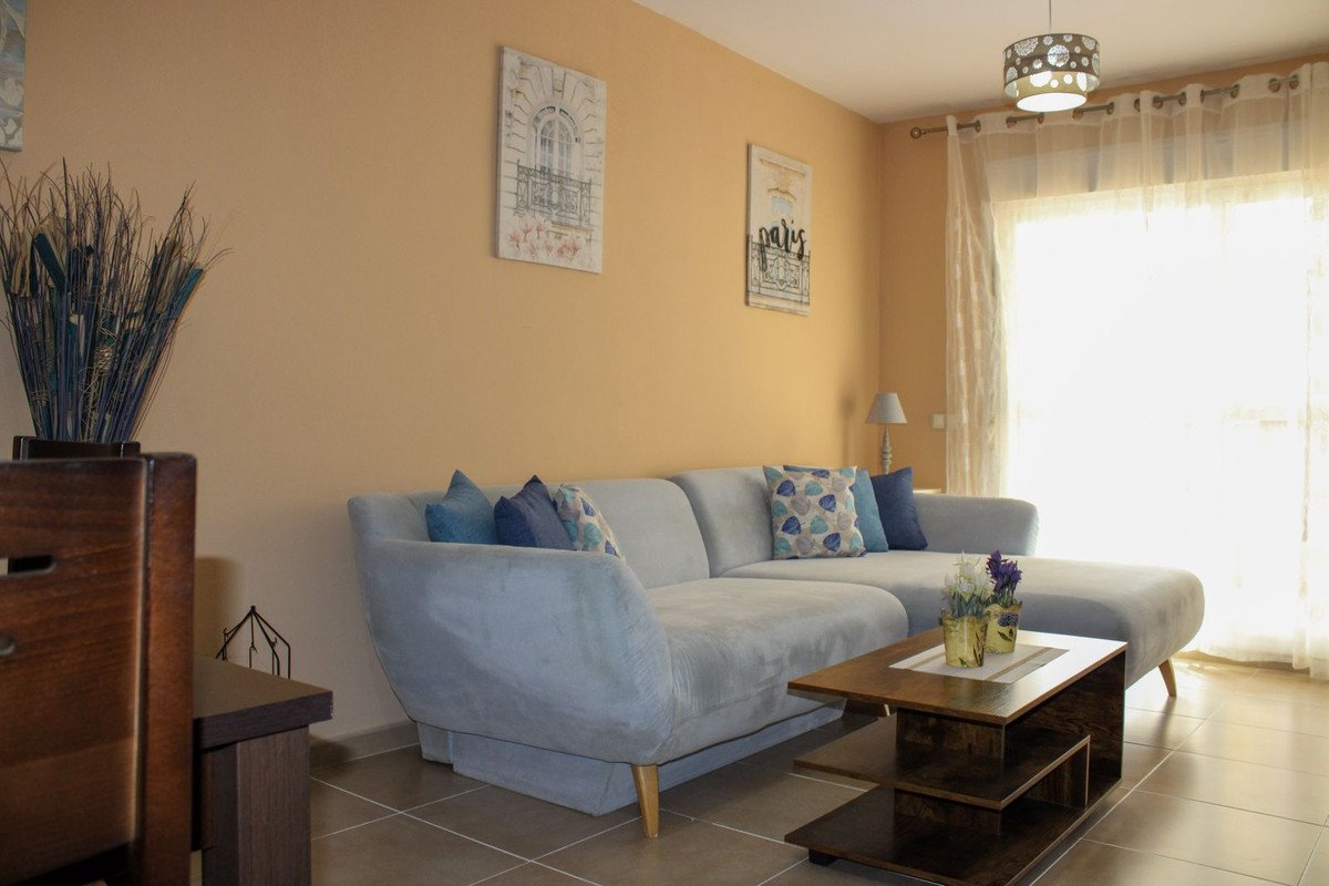 2 Bed Middle Floor Apartment in Torrox