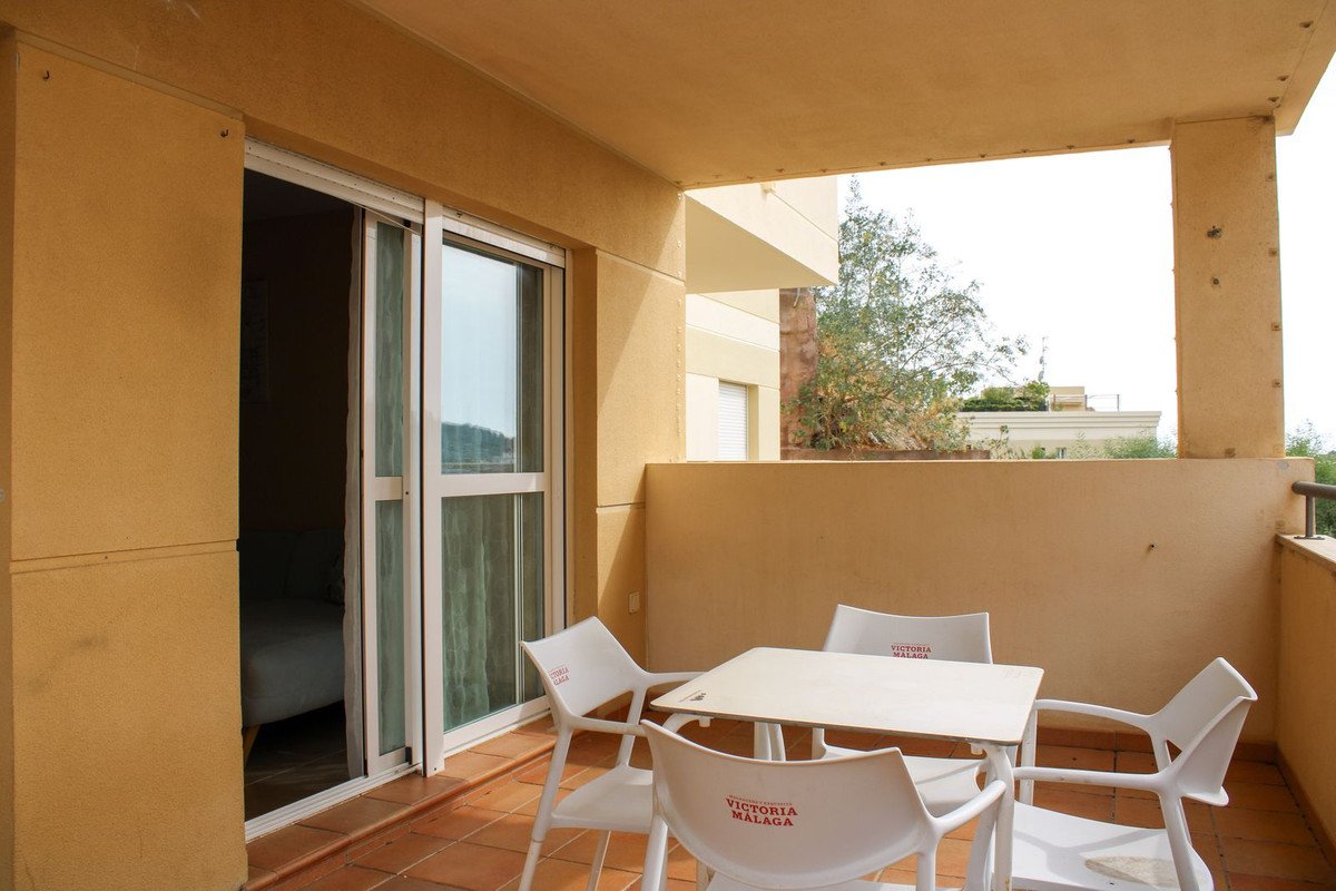 2 Bed Middle Floor Apartment in Torrox