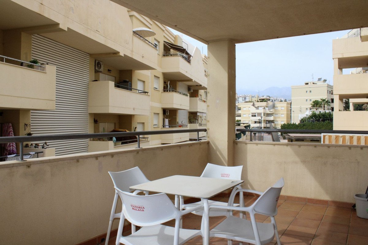 2 Bed Middle Floor Apartment in Torrox