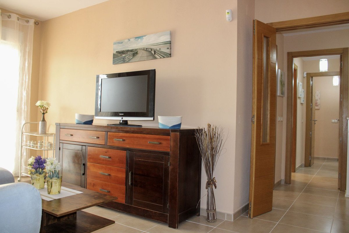 2 Bed Middle Floor Apartment in Torrox