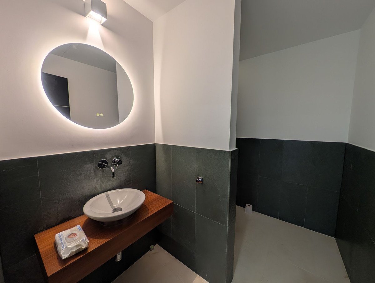 5 Bed Semi-Detached House in Sierra Blanca