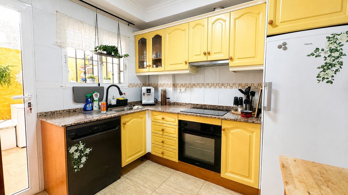 2 Bed Townhouse in Orihuela