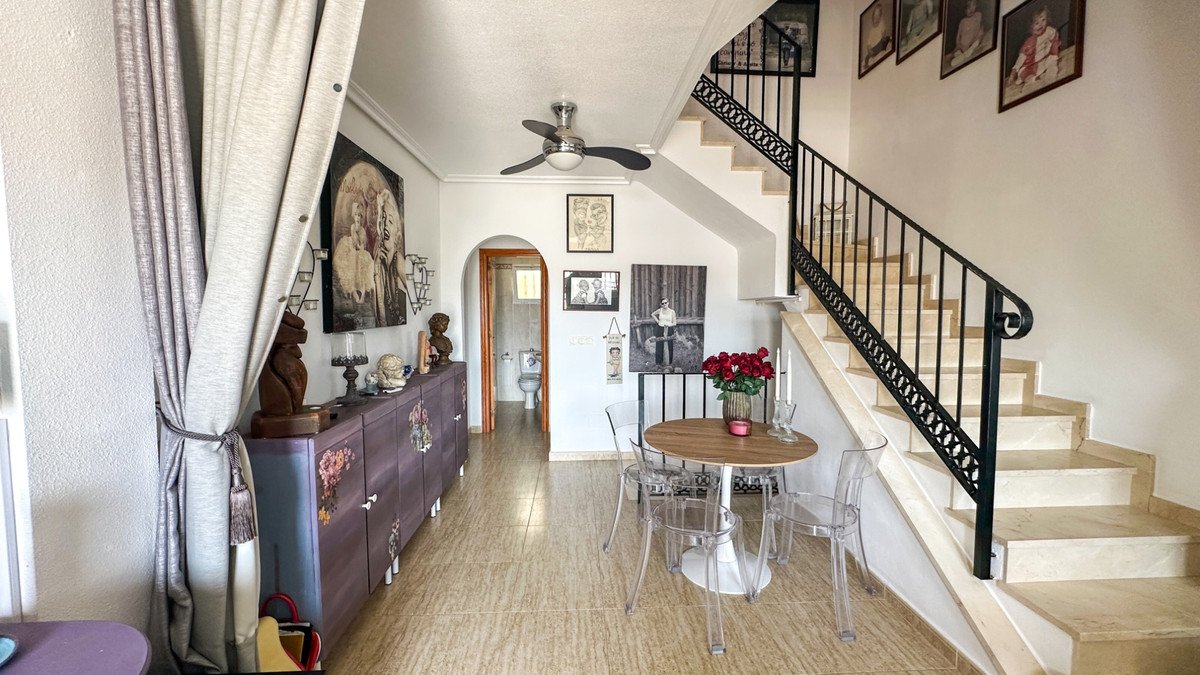 2 Bed Townhouse in Orihuela