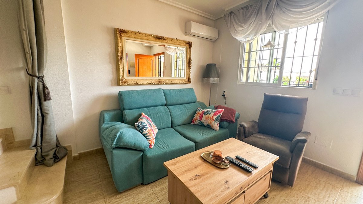 2 Bed Townhouse in Orihuela
