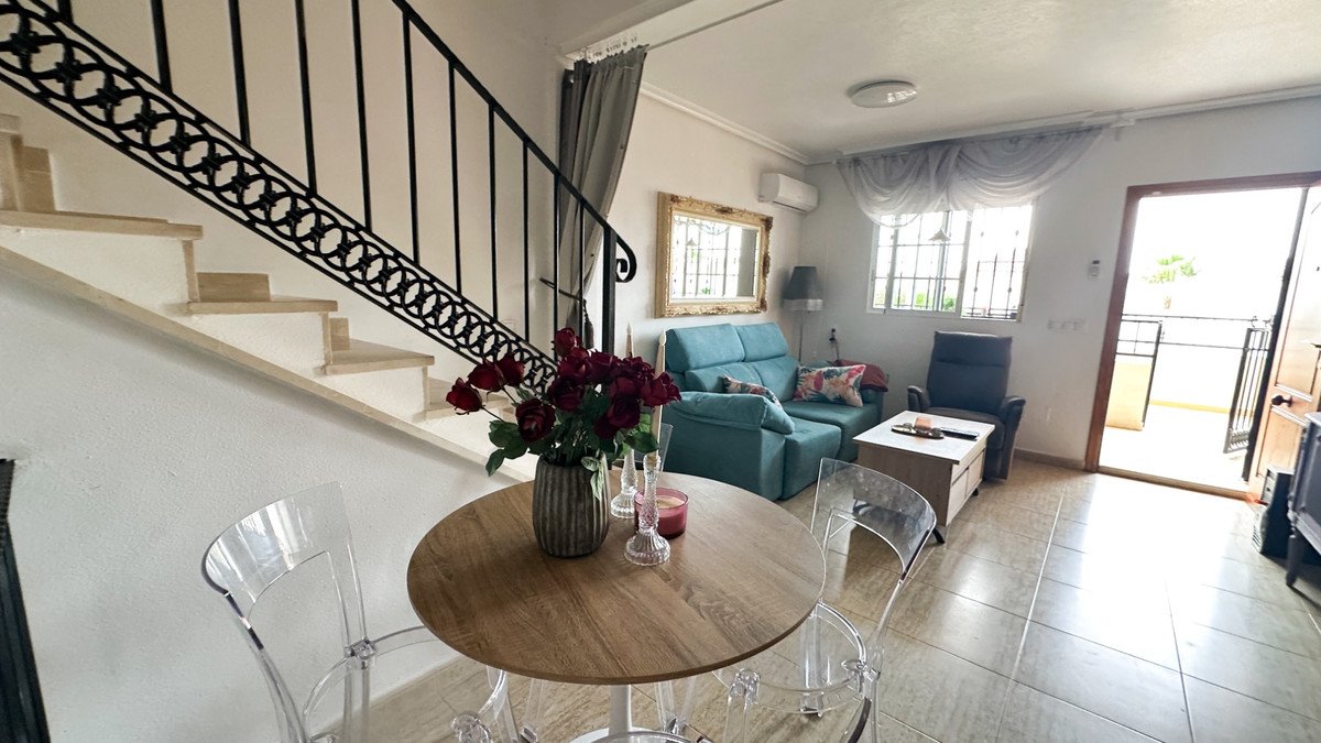 2 Bed Townhouse in Orihuela